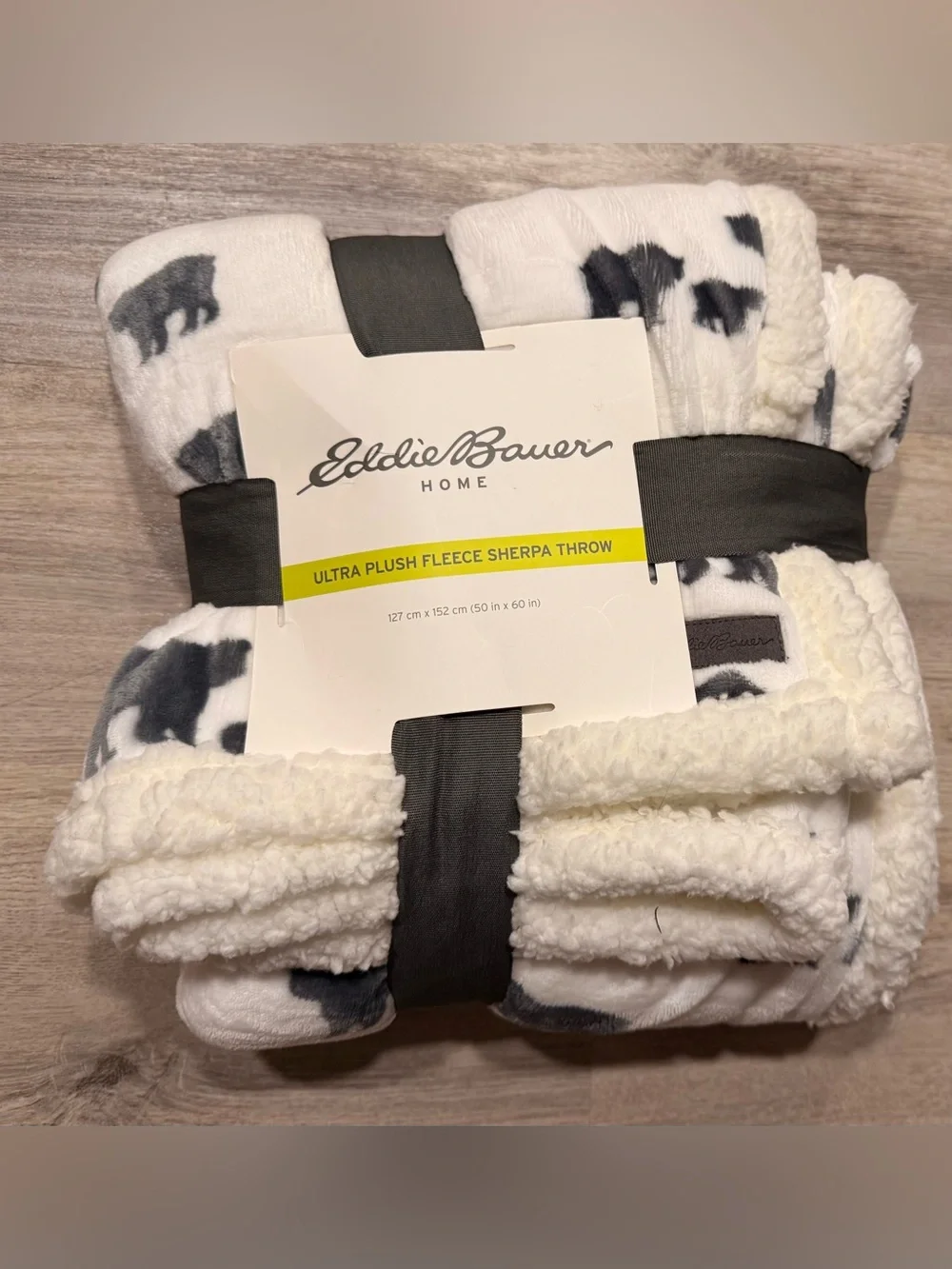 Eddie Bauer HOME ULTRA PLUSH FLEECE SHERPA THROW Bears